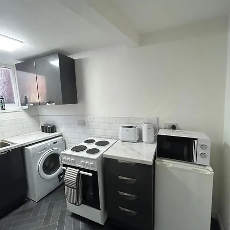 Bed & Breakfast Cozy Flat At Centres Door Step *