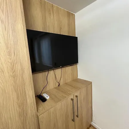 Cozy Flat At Centres Door Step Bed & Breakfast
